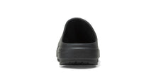 Load image into Gallery viewer, OOFOS OOcloog Clog Black
